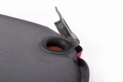 Exped SIM Comfort 7.5 LW Zelfopblazende Slaapmat -Buitenleven Winkel 1267 1900 6184 sim comfort valve open 5472x3648