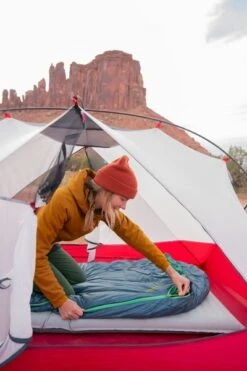 Therm-A-Rest Saros 32 L Mummymodel Slaapzak 11 Therm-A-Rest Saros 32 L Mummymodel Slaapzak -Buitenleven Winkel 1900 1267 2022 thermarest desertcamping highsierras spence 0042