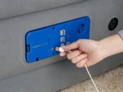 Bestway AlwayzAire Comfort Luchtbed - Queensize - Ingebouwde Elektrische Pomp -Buitenleven Winkel 900 1200 67706 8