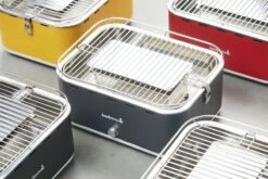 Barbecook Carlo Houtskool Tafelbarbecue - Grijs 11 Barbecook Carlo Houtskool Tafelbarbecue - Grijs -Buitenleven Winkel 900 1350 bc cha 1015 sf 10 hr