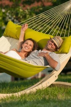 La Siesta Alabama Kingsize 2 Persoons Hangmat - Avocado 6 La Siesta Alabama Kingsize 2 Persoons Hangmat - Avocado -Buitenleven Winkel 900 598 nqr14 41 alabama avocado quilted kingsize spreader bar hammock image 05