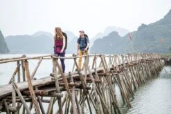 Osprey Farpoint Backpack - 40 Liter- Zwart -Buitenleven Winkel osprey farpointfairview 1 2